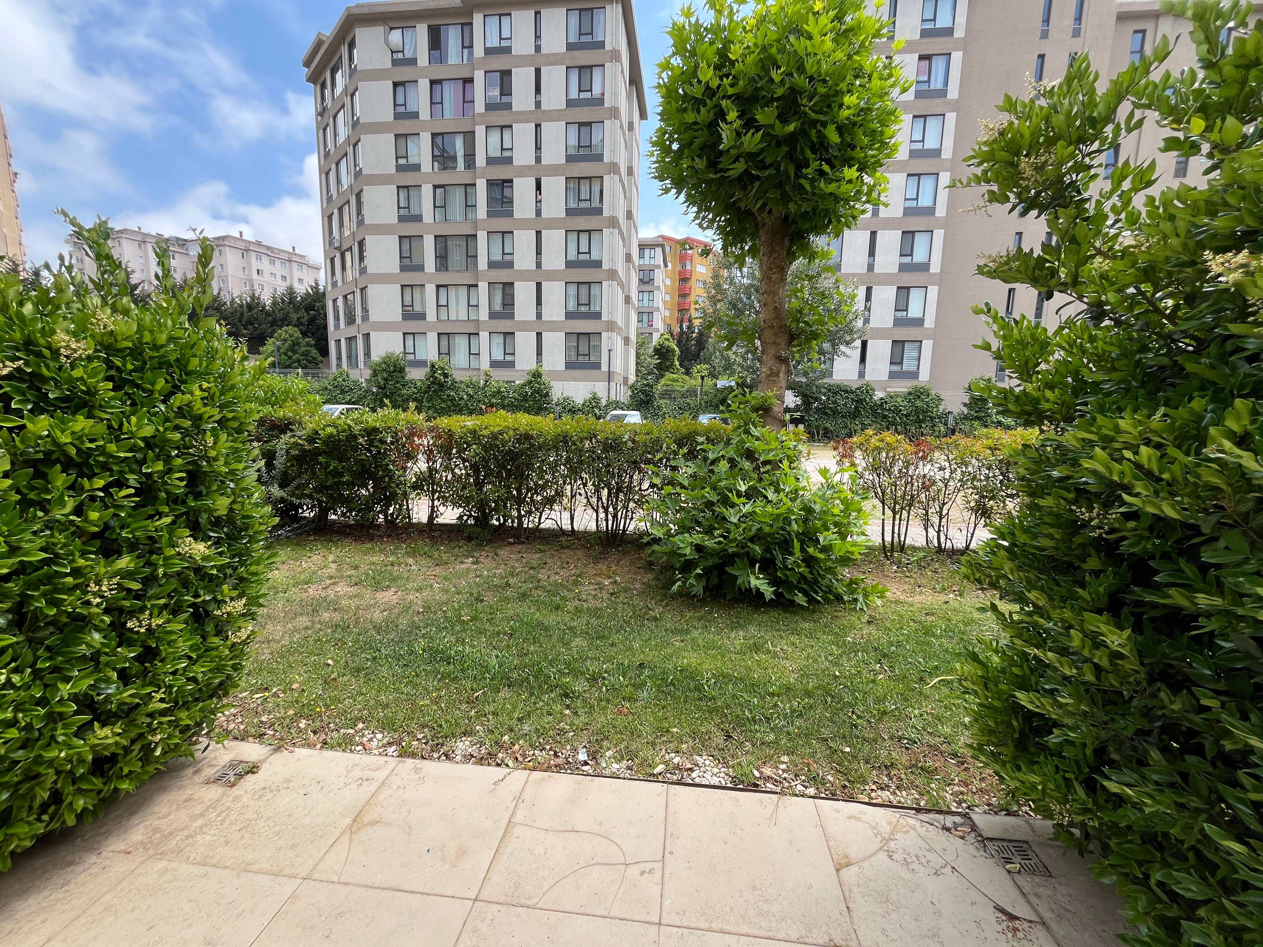 Yenişehir Kentplus Newport Kurtköy Kiralık Eşyalı 1+1 Bahçe Katı 