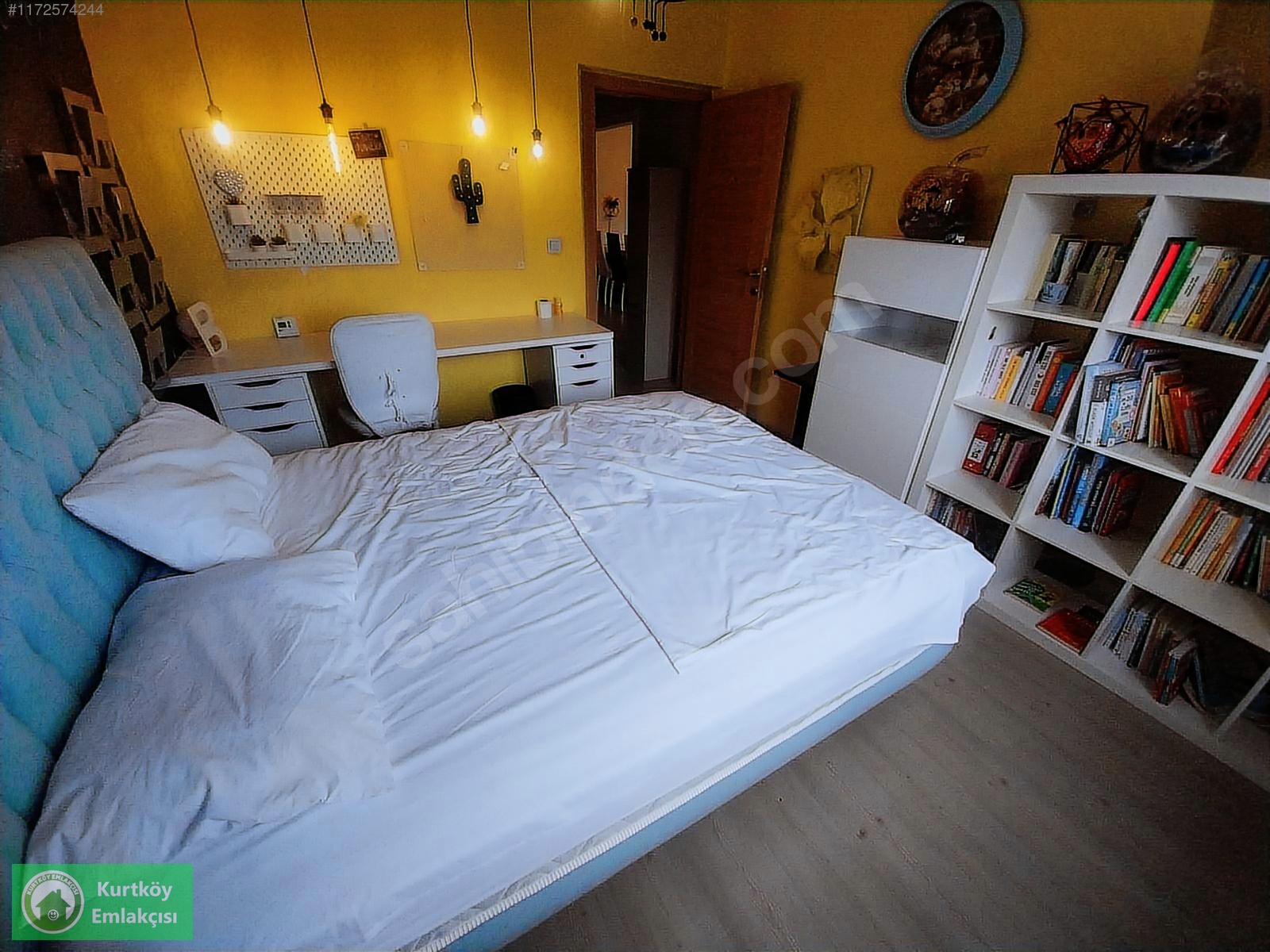 İçerenköy'de Bostancı Köprüsüne Yakın Eşyalı Kiralık 2+1 Daire