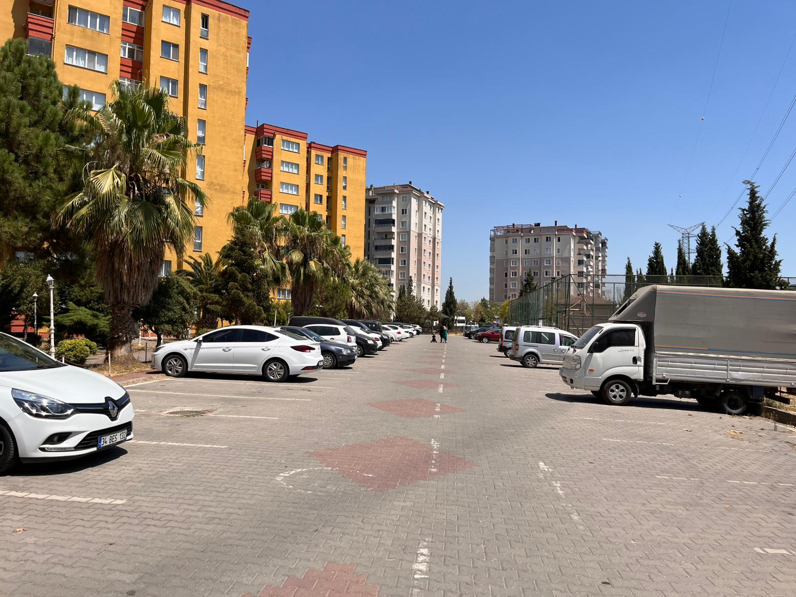 İstanbul Pendik Karabük Sitesinde Satılık 3+1 Daire