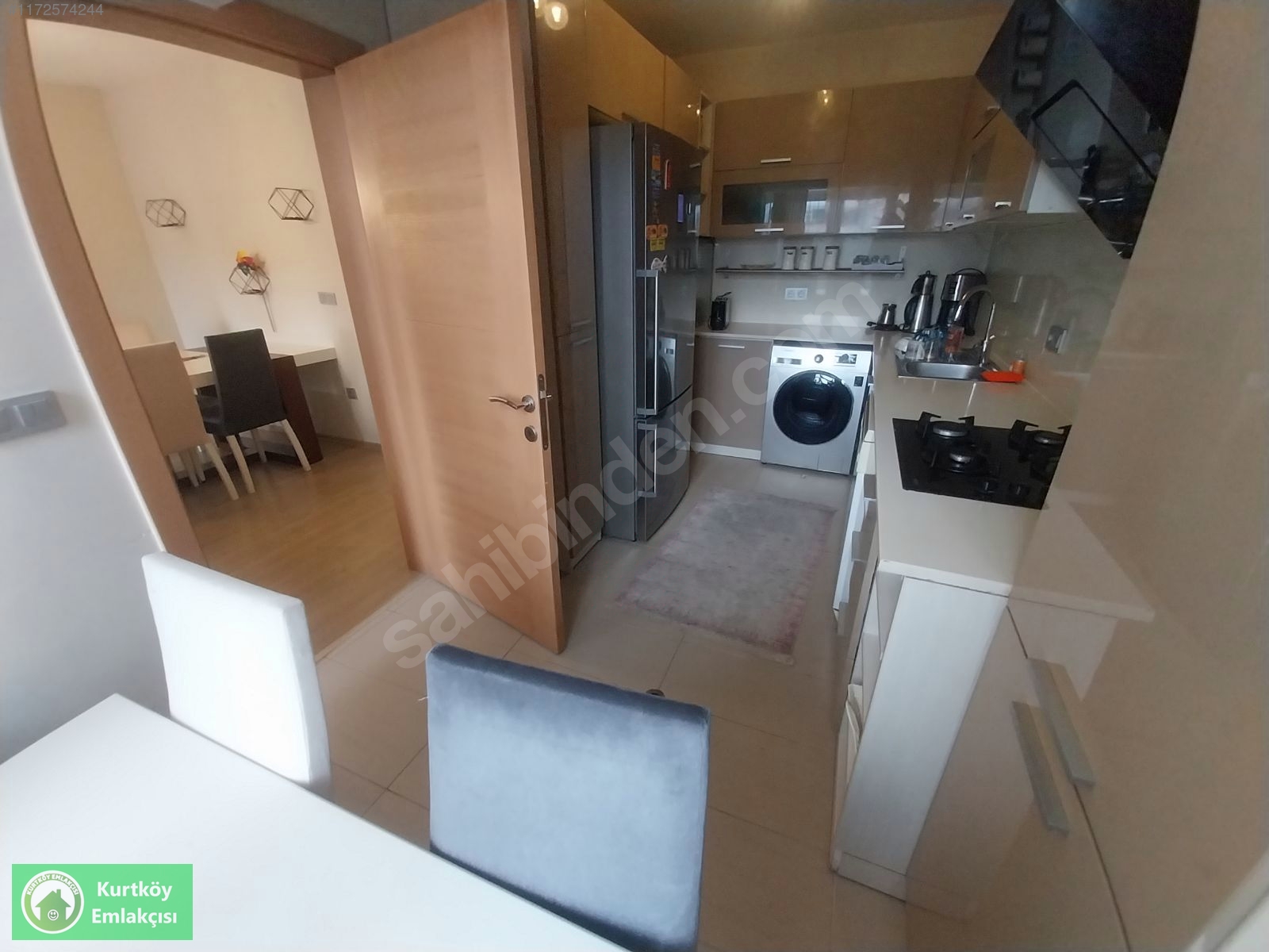İçerenköy'de Bostancı Köprüsüne Yakın Eşyalı Kiralık 2+1 Daire
