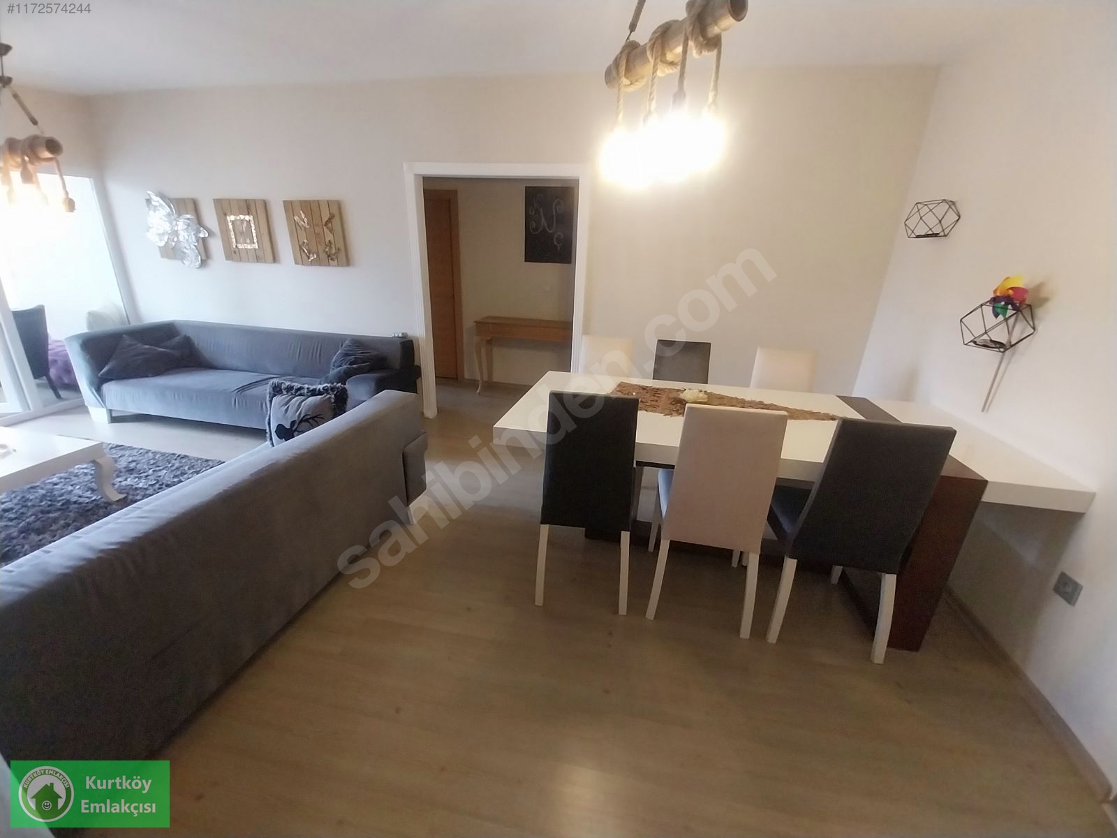 İçerenköy'de Bostancı Köprüsüne Yakın Eşyalı Kiralık 2+1 Daire
