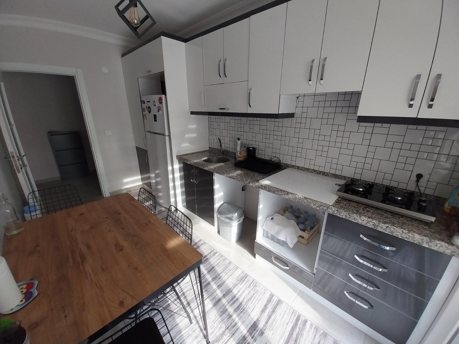 Pendik Çamçeşme'de Satılık 2+1 Daire
