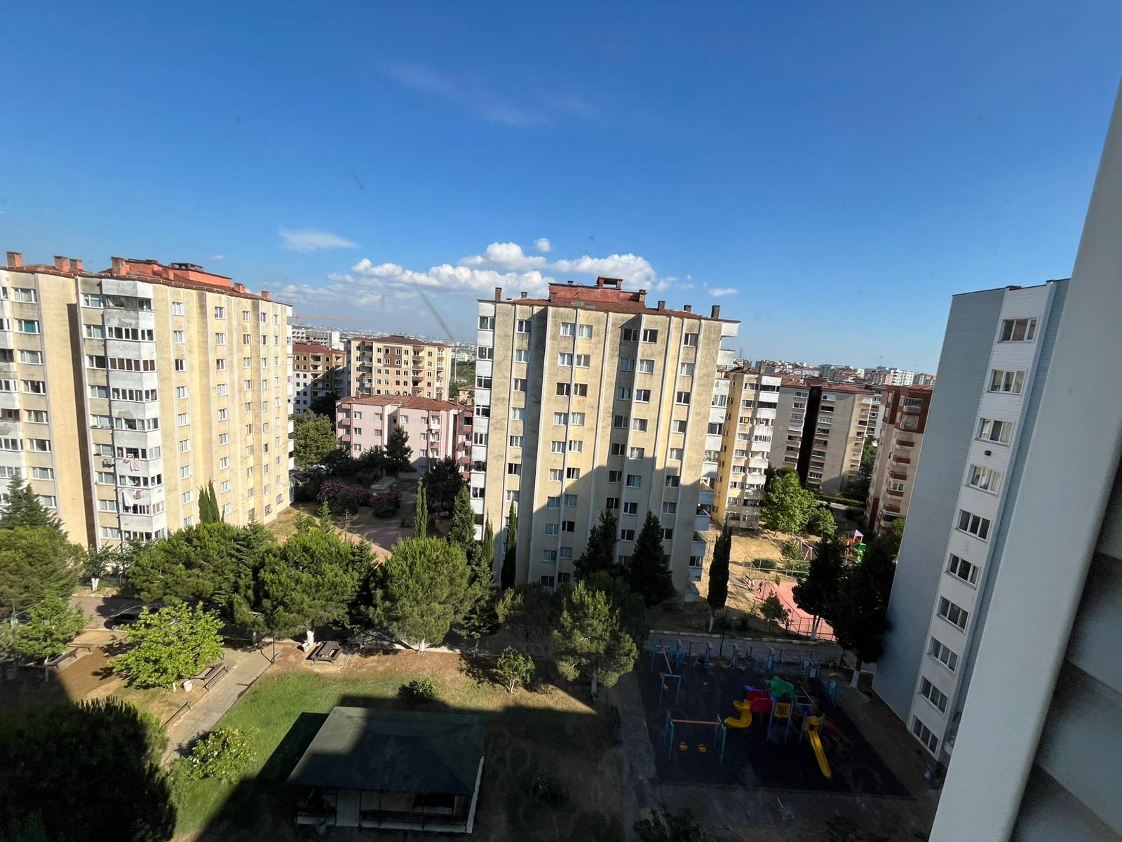 LENS YAŞAM MERKEZİNE KOMŞU ÇAĞDAŞ KENT SİTESİ 3+1 KİRALIK DAİRE