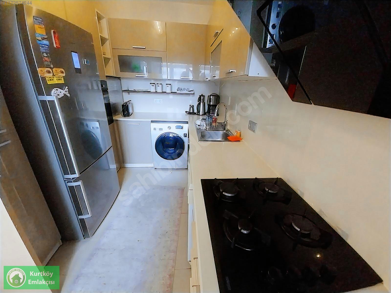 İçerenköy'de Bostancı Köprüsüne Yakın Eşyalı Kiralık 2+1 Daire