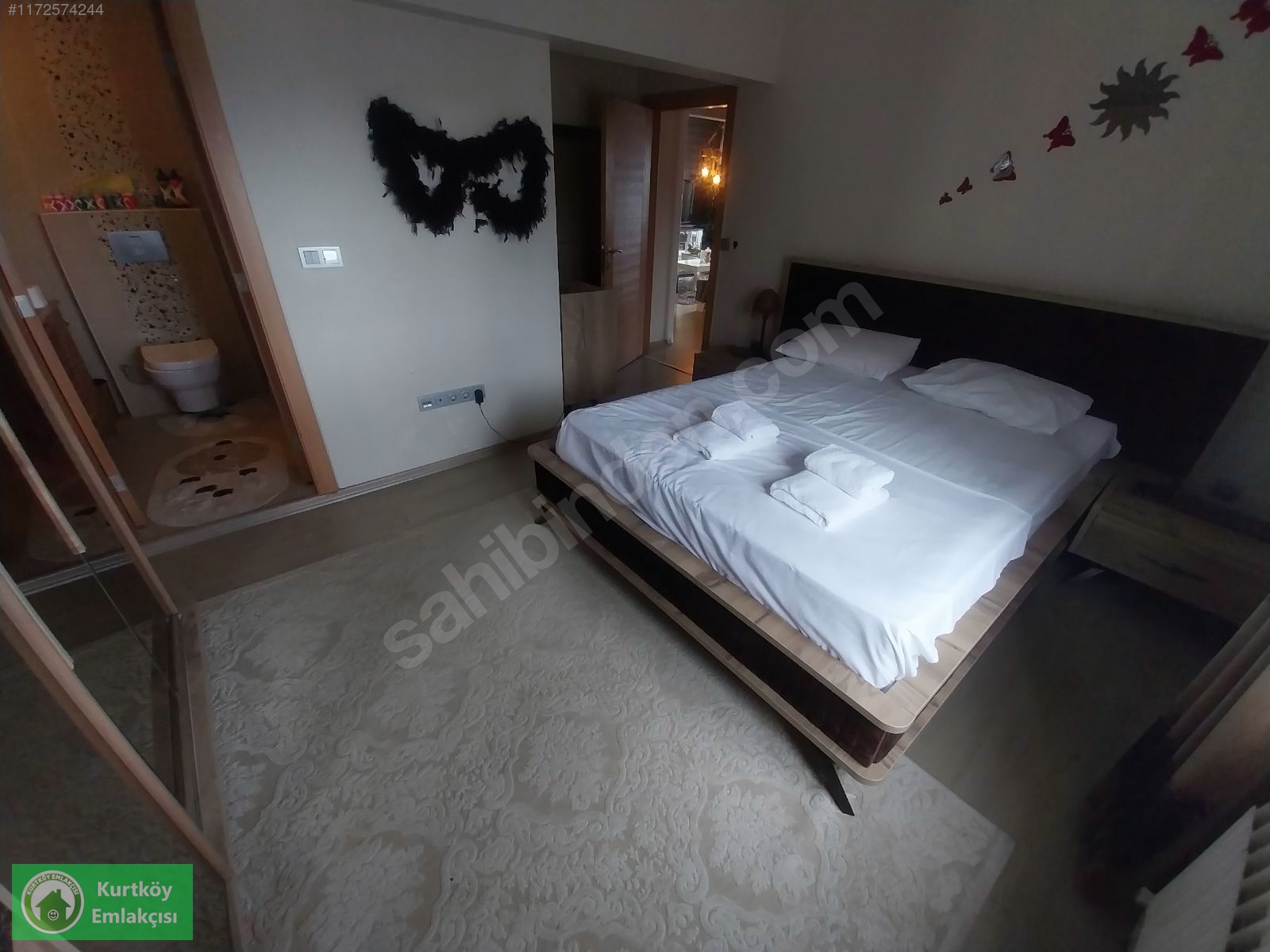 İçerenköy'de Bostancı Köprüsüne Yakın Eşyalı Kiralık 2+1 Daire