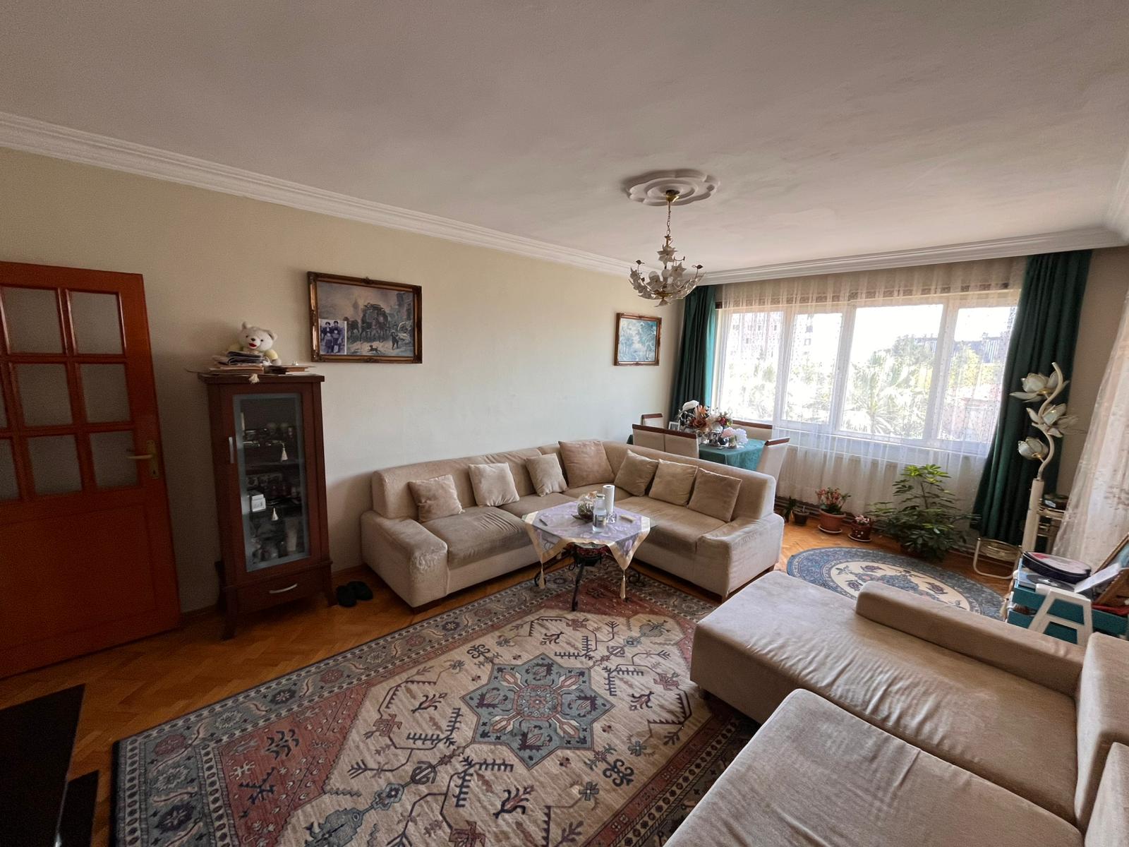 İstanbul Pendik Karabük Sitesinde Satılık 3+1 Daire