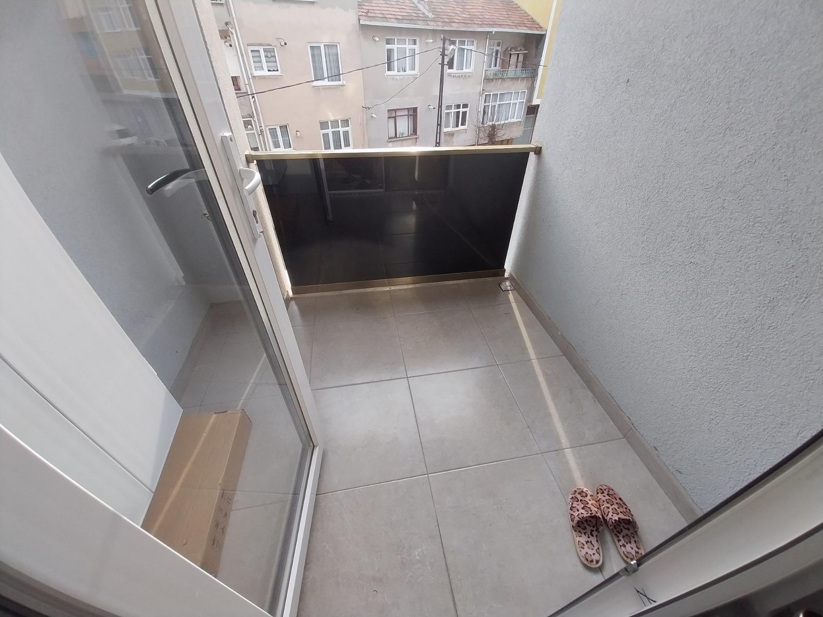 Pendik Çamçeşme'de Satılık 2+1 Daire