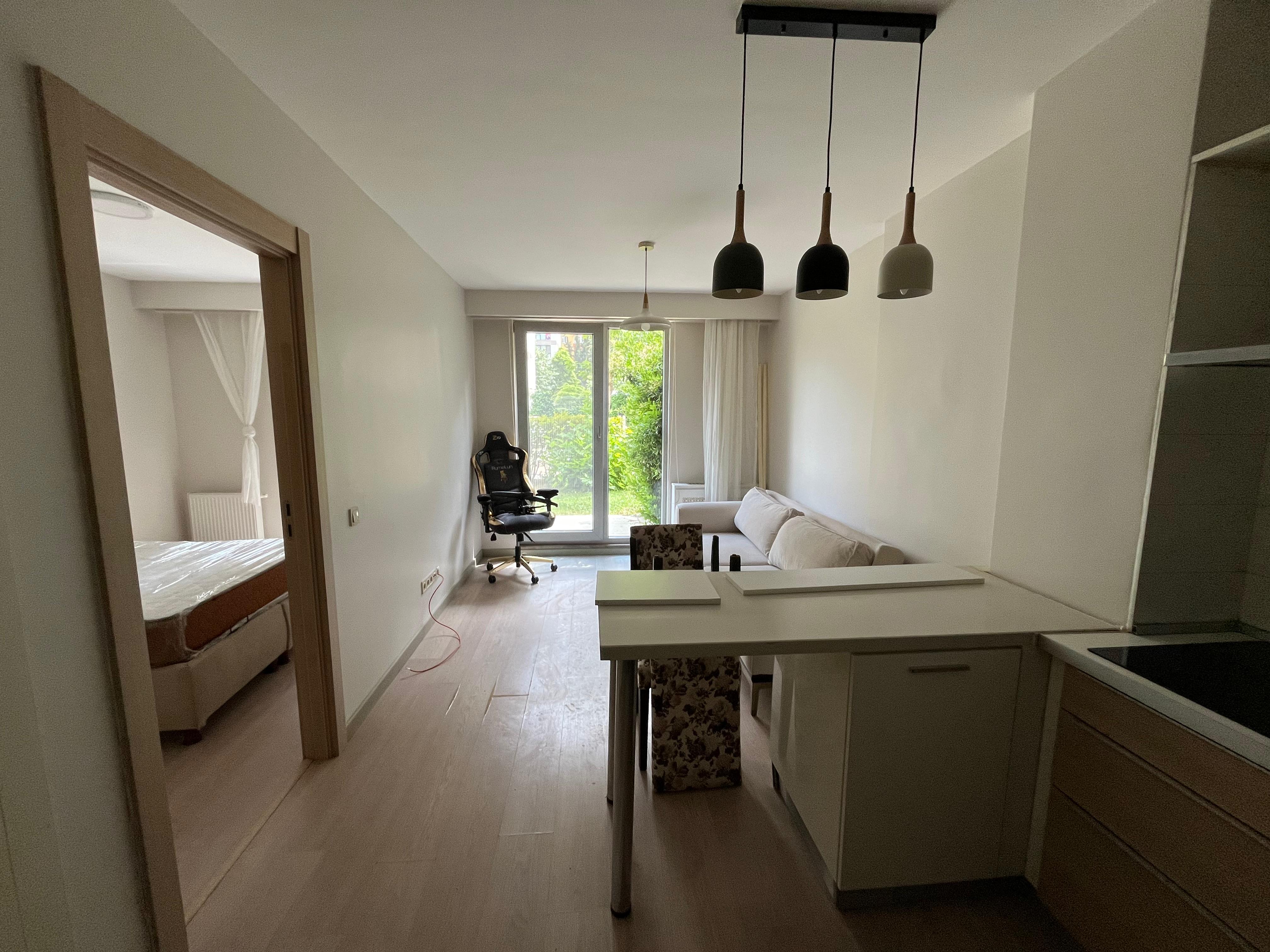 Yenişehir Kentplus Newport Kurtköy Kiralık Eşyalı 1+1 Bahçe Katı 