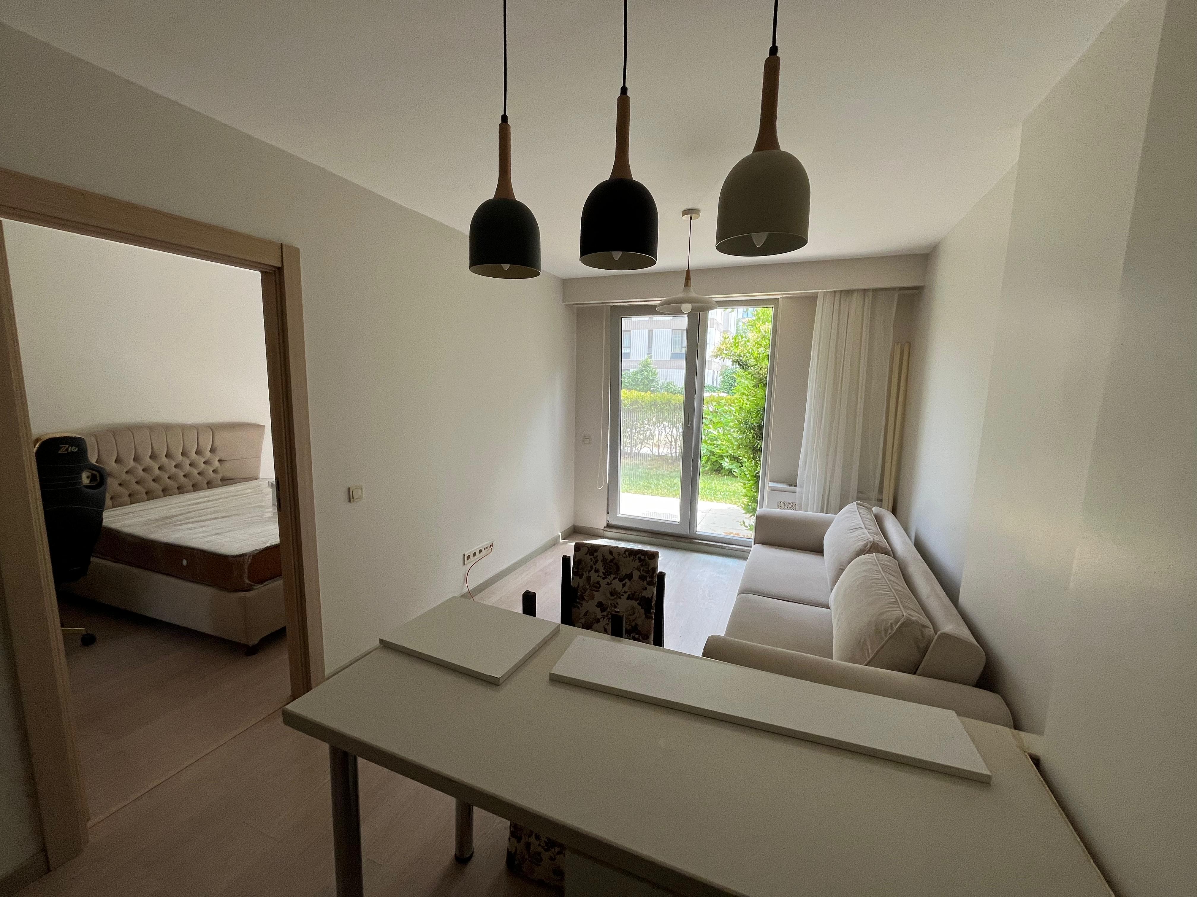 Yenişehir Kentplus Newport Kurtköy Kiralık Eşyalı 1+1 Bahçe Katı 