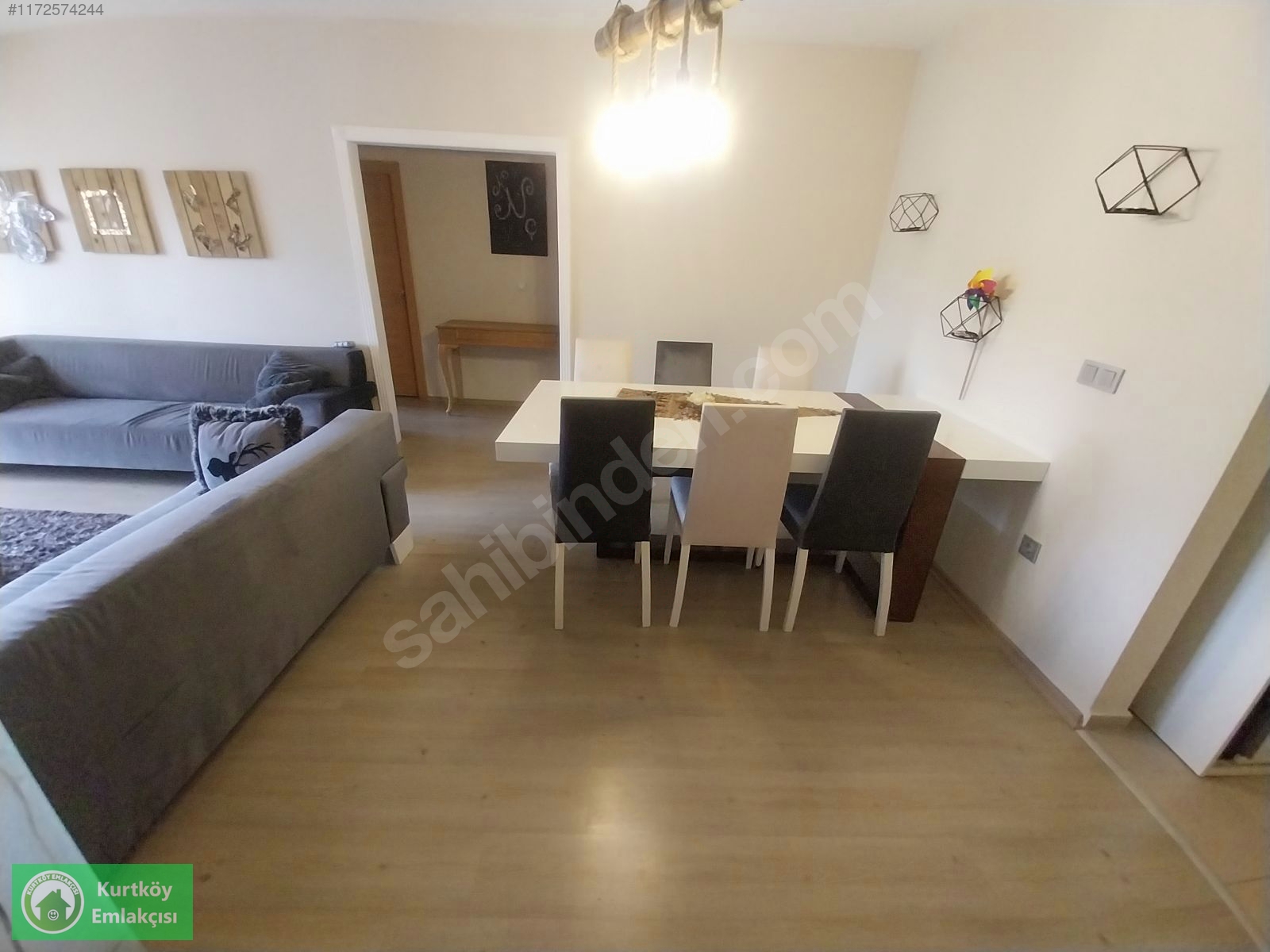İçerenköy'de Bostancı Köprüsüne Yakın Eşyalı Kiralık 2+1 Daire