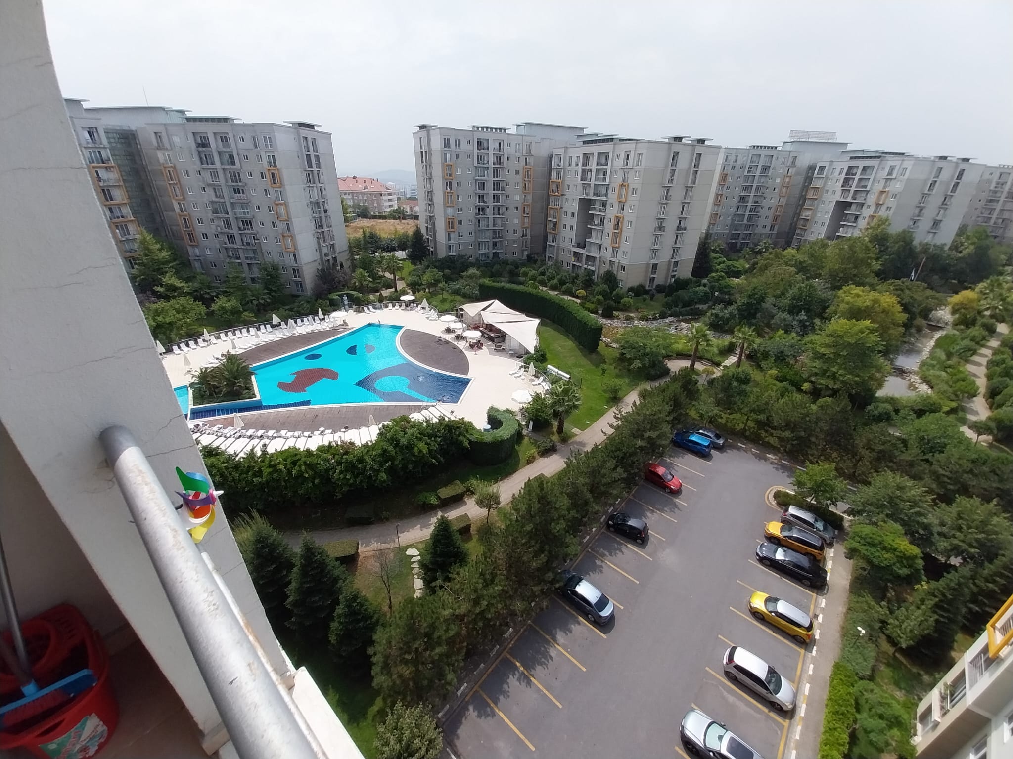 Dumankaya Trend Kurtköy 2+1 Apartment with Pool View for Sale
