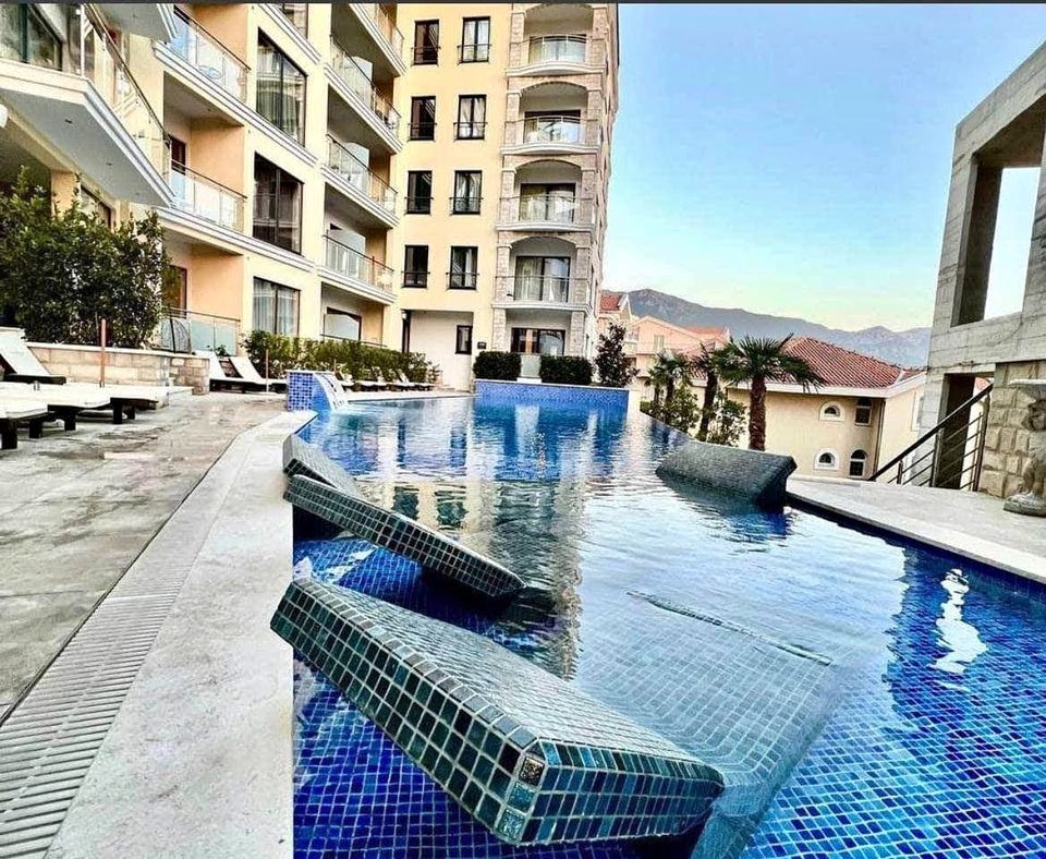 81m2 2+1 Flat for Sale in Budva, Montenegro